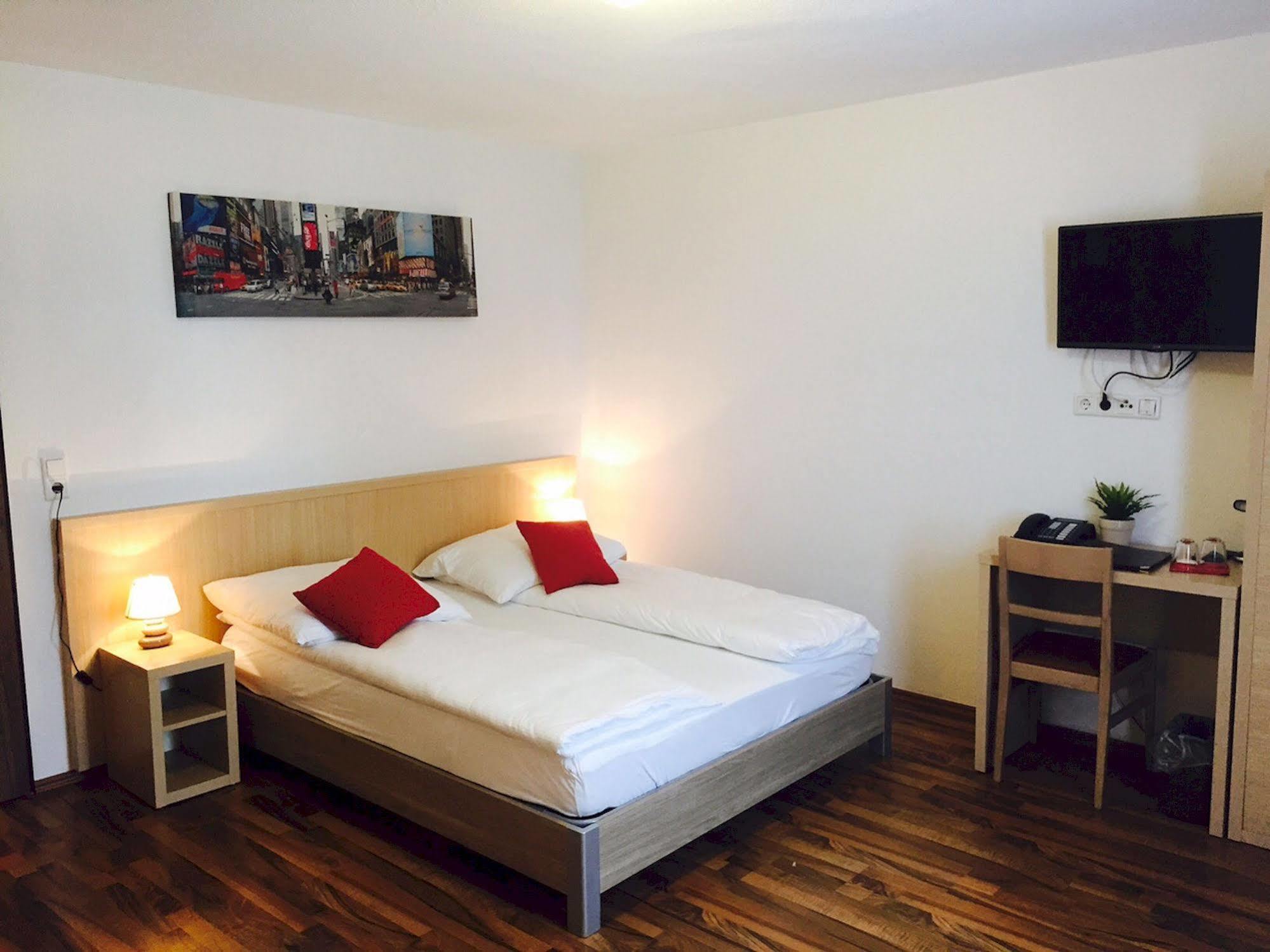 Hotel Platinium Aix-la-Chapelle Extérieur photo